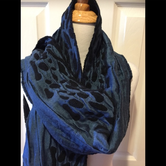 NWOT~Unique Scarf/Wrap by Guillaum de Monde~Paris - Picture 2 of 7